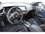 BMW 1-Serie 118i M Sport | NL Auto! | Kuipstoelen | 19"LMV | Carplay | Dubbele uitlaat | Virtual cockpit | Stoelverwarming | NL auto