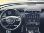 Hyundai Tucson 1.6 T-GDI PHEV N Line Sky 4WD / Dealer onderhouden / Glazen schuif- en kanteldak / Stuur-, stoel- en achterbankverwarming / Trekgewicht 1350 kg / Stoelventilatie / Adaptief CC /