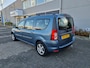 Dacia Logan MCV 1.6-16V Lauréate 77kw LPG-G3 Bj:2009 NAP!