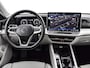 Volkswagen Passat Variant 1.5 272pk DSG eHybrid Elegance Business · Leder · Massage · Stoelventilatie · Elek. Trekhaak · Elek. Achterklep · Apple/Android Car Play · Navigatie · 18'' Inch ·