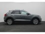 Volkswagen T-Roc 1.0 TSI 110 pk Style Business | Panoramadak | Achteruitrijcamera | Navigatie | Stoelverwarming | Adaptive Cruise