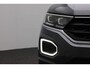 Volkswagen T-Roc 1.0 TSI 110 pk Style Business | Panoramadak | Achteruitrijcamera | Navigatie | Stoelverwarming | Adaptive Cruise