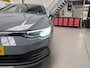 Volkswagen Golf 1.0 eTSI Life Pdc V+A | Lmv | Automaat !
