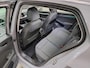 Volkswagen Golf 1.0 eTSI Life Pdc V+A | Lmv | Automaat !