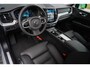 Volvo XC60 T6 Plug-in hybrid AWD Ultra Dark | 2250 kg Trekgewicht | Pano. dak | Luchtvering | 360 Camera | Trekhaak | Stoel/Stuurwiel verwarming |
