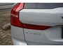 Volvo XC60 T6 Plug-in hybrid AWD Ultra Dark | 2250 kg Trekgewicht | Pano. dak | Luchtvering | 360 Camera | Trekhaak | Stoel/Stuurwiel verwarming |