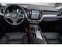 Volvo XC60 T6 Plug-in hybrid AWD Ultra Dark | 2250 kg Trekgewicht | Pano. dak | Luchtvering | 360 Camera | Trekhaak | Stoel/Stuurwiel verwarming |