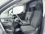 Toyota ProAce City L2 1.5 D-4D Live Long Dealeronderhouden | Airco | Parkeersensoren | Navi | 2 Schuifdeuren(!) | Sidebars | Trekhaak | Tranenplaat | Vloer | Lat Om Lat |