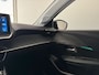 Peugeot 208 1.2 PureTech Allure Pack | Achteruitrijcamera | Apple Carplay/Android Auto | Cruise control adaptief | Getint glas | Navigatie full map |