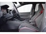 Volkswagen Golf 2.0 TSi 300pk GTI Clubsport Panoramadak | IQ LED | Virtual | Sfeerverlichting | Carplay | Velours