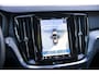 Volvo V60 2.0 T6 Plug-in hybrid AWD Plus Dark | Trekhaak | Adaptieve Cruise Control | Harman Kardon | BLIS | 360° camera | Stoelverw. V+A
