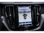 Volvo XC60 2.0 T6 Plug-in hybrid AWD Plus Black Edition | Adaptieve Cruise Control | Panoramadak | Harman Kardon Audio | 21" Velgen | Trekhaak | 360 Parkeercamera | Stoel-/Stuurverwarming |