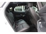 Jaguar E-Pace 2.0 P250 AWD SE / Panoramadak / Camera / Head-up / Leder / 19'' / Meridian / Memory seats / Navigatie / Dodehoek / Stoelverwarming / ACC