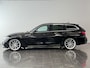 BMW 3-Serie Touring 330i High Executive Edition M-Sport | Individual Citrinschwarz | Apple Carplay/Android Auto | Panoramadak | Getint glas | Head-up display | M Aerodynamica | Stuurwiel verwarmd |