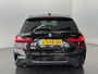BMW 3-Serie Touring 330i High Executive Edition M-Sport | Individual Citrinschwarz | Apple Carplay/Android Auto | Panoramadak | Getint glas | Head-up display | M Aerodynamica | Stuurwiel verwarmd |