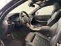 BMW 3-Serie Touring 330i High Executive Edition M-Sport | Individual Citrinschwarz | Apple Carplay/Android Auto | Panoramadak | Getint glas | Head-up display | M Aerodynamica | Stuurwiel verwarmd |