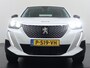 Peugeot e-2008 EV Active Pack 50kWh Soh 91% Navi Ecc Apple Carplay Android Auto Cruise Control Keyless DAB+ Bluetooth Led Connected services Verkeersbord detectie 1e Eigenaar Origineel Nederlandse Auto
