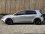 Volkswagen Golf 2.0 TSI GTI Clubsport Automaat | Schaalstoelen | Getuned | Stoelverwarming | Xenon verlichting | Spoiler | Pretoria velgen | Kleppensysteem | Navigatiesysteem | Parkeersensoren achter