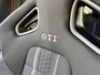 Volkswagen Golf 2.0 TSI GTI Clubsport Automaat | Schaalstoelen | Getuned | Stoelverwarming | Xenon verlichting | Spoiler | Pretoria velgen | Kleppensysteem | Navigatiesysteem | Parkeersensoren achter