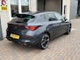 CUPRA Leon 1.4 e-Hybrid Business / AUTOMAAT/ KEYLESS/ 3-ZONE CLIMA/ ADAPT. CRUISE/ LED/ DIGITAL DASH/ STOEL-STUUR VERWARM./ FULL LINK/ NAVI/ PARK. SENSOREN + CAMERA/ RIJ-MODI/ 18" LMV