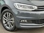 Volkswagen Touran 1.5 TSI 150pk DSG Highline 7-persoons | Dode hoek | Virtual cockpit | Navi | Rijklaar incl. garantie