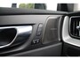 Volvo XC60 T6 350PK Plug-in hybrid AWD Ultra Dark | Adaptive Cruise & Pilot Assist | Premium Harman/Kardon Audio | Schuif-/Kanteldak | Semi Elektr. Trekhaak | Stoelverwarming voor & achter | Stuurverwarming | 360 Camera |