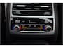 BMW 7-Serie 745e High Executive | Schuif-Kanteldak | 4-WS | Comfortleder | Soft-Close | Head-Up | Alcantara hemel
