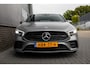 Mercedes-Benz A-klasse AMG 35 4MATIC 306 pk Premium Plus AMG-Pakket / Mat-Grijs/ Pano-Dak/ Camera/ Keyless/ Wide-Screen/ Sfeer-Verl/ Sport-Stoelen/ Stoel.Verw/ 19'' LMV