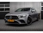 Mercedes-Benz A-klasse AMG 35 4MATIC 306 pk Premium Plus AMG-Pakket / Mat-Grijs/ Pano-Dak/ Camera/ Keyless/ Wide-Screen/ Sfeer-Verl/ Sport-Stoelen/ Stoel.Verw/ 19'' LMV