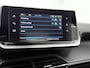 Peugeot e-2008 EV Active 50 kWh 136pk Automaat | Climate Control | Navigatie | Achteruitrijcamera | Cruise Control | Parkeersensoren Achter | 16" Lichtmetalen Velgen | Apple Carplay/Android Auto |