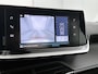 Peugeot e-2008 EV Active 50 kWh 136pk Automaat | Climate Control | Navigatie | Achteruitrijcamera | Cruise Control | Parkeersensoren Achter | 16" Lichtmetalen Velgen | Apple Carplay/Android Auto |