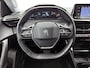 Peugeot e-2008 EV Active 50 kWh 136pk Automaat | Climate Control | Navigatie | Achteruitrijcamera | Cruise Control | Parkeersensoren Achter | 16" Lichtmetalen Velgen | Apple Carplay/Android Auto |