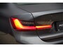 BMW 3-Serie 330e eDrive Edition Sportline | Stoelverwarming | Cruise Control | Leer | Camera | Keyless | Apple Carplay | Ambiance Verlichting | HIFI | Parkeersensoren | Navigatie | NAP | Sport