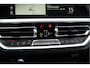 BMW 3-Serie 330e eDrive Edition Sportline | Stoelverwarming | Cruise Control | Leer | Camera | Keyless | Apple Carplay | Ambiance Verlichting | HIFI | Parkeersensoren | Navigatie | NAP | Sport