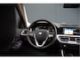 BMW 3-Serie 330e eDrive Edition Sportline | Stoelverwarming | Cruise Control | Leer | Camera | Keyless | Apple Carplay | Ambiance Verlichting | HIFI | Parkeersensoren | Navigatie | NAP | Sport