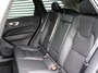Volvo XC60 2.0 T6 Plug-in hybrid AWD Ultra Dark Automaat / Panoramadak / Head-up display / Trekhaak