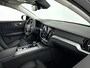 Volvo V60 B4 Aut. Plus Dark | Parkeercamera | Stoel- en stuurverwarming | Trekhaak