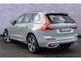 Volvo XC60 2.0 T6 Plug-in hybrid AWD Plus Dark | Trekhaak | 360 camera | Adaptive Cruise Control | Google Maps navigatie | Panoramadak | Verwarmbare achterbank/voorstoelen/stuurwiel | Elektrische stoelverstelling | Dodehoekdetectie |