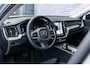 Volvo XC60 2.0 T6 Plug-in hybrid AWD Plus Dark | Trekhaak | 360 camera | Adaptive Cruise Control | Google Maps navigatie | Panoramadak | Verwarmbare achterbank/voorstoelen/stuurwiel | Elektrische stoelverstelling | Dodehoekdetectie |