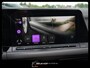 Volkswagen Golf 1.5 eTSI R-Line Pano H&K Audio Cruise Camera