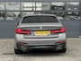 BMW 5-Serie 520I BUSINESS EDITION PLUS I M-SPORT I TREKHAAK I SCHUIFDAK I ORIG. NEDERLANDS