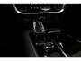 Volvo V60 2.0 T6 Plug-in hybrid AWD Ultra Dark | Headup display | Panoramadak | Preconditioning | Open Grid | Driver Awareness | Driver Assistance | Getinte ramen | 19 Inch | Harman Kardon | Visual Park Assist | Google Maps | Google Assistant | Verwarmbare voorstoelen | Stoelverwarming achter | 4-Zone airco | Full Led |
