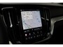 Volvo V60 2.0 T6 Plug-in hybrid AWD Ultra Dark | Headup display | Panoramadak | Preconditioning | Open Grid | Driver Awareness | Driver Assistance | Getinte ramen | 19 Inch | Harman Kardon | Visual Park Assist | Google Maps | Google Assistant | Verwarmbare voorstoelen | Stoelverwarming achter | 4-Zone airco | Full Led |