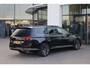 Volkswagen Passat Variant 1.4 TSI PHEV GTE Business DCC adaptief onderstel area view rondom zicht camera vol lederen bekleding elektrisch verstelbaar met memo functie IQ drive easy open met elektrische klep en keyless acces en go zwarte dakhemel klasse III alarm LED Matrix side assist privacy glas park assist ambiente verlichting PLUS Leder Nappa standkachel met afstandbediening werkt ook zonder stroom