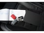Volvo XC40 2.0 T4 R-Design | Automaat | Black Line | Panoramadak | Harman/Kardon | Trekhaak | Camera |