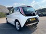Toyota Aygo 1.0 VVT-i x-pose Cabrio / Airco / Half leder / Apple carplay / Navigatie / Lm velgen