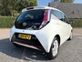Toyota Aygo 1.0 VVT-i x-pose Cabrio / Airco / Half leder / Apple carplay / Navigatie / Lm velgen