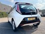 Toyota Aygo 1.0 VVT-i x-pose Cabrio / Airco / Half leder / Apple carplay / Navigatie / Lm velgen