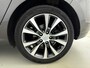 Hyundai i30 1.4 T-GDI Comfort Aut. | Stoel + stuurverwarming | 17" Lm-wielen | Navigatie | Camera |