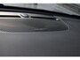 Volvo XC40 B4 Automaat Plus Dark | All Season banden | Verwarmbare voorstoelen en Stuurwiel | Semi-Elektrische Trekhaak | Verwarmbare Voorruit | Premium Audio by Harman Kardon | Adaptieve Cruise Control | Park Assist